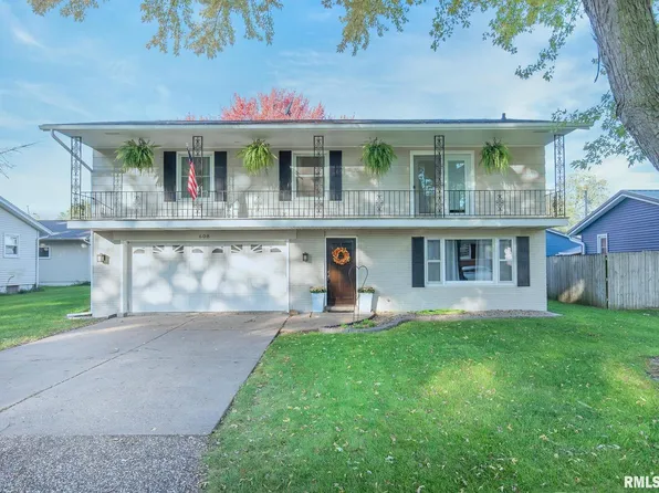 608 N Neisse St, Blue Grass, IA 52726