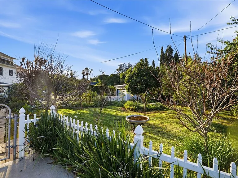 1200 Cedar Ave — Photo 46