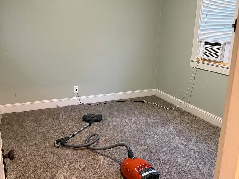 305 Park Heights Ave #1 — Photo 9