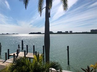 682 Mourning Dove Dr, Sarasota, FL 34236