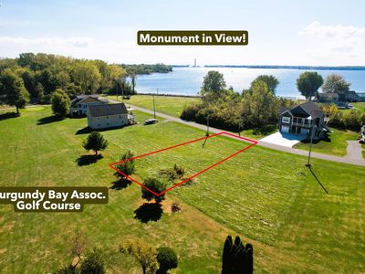 495 Lake Rd, Middle Bass, OH, 43446