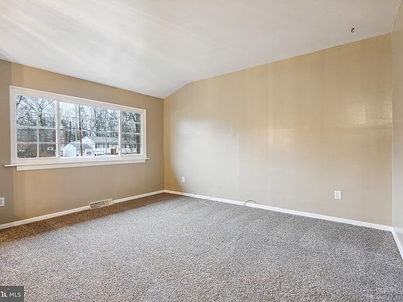 3rd image of 109 Tennessee Trl