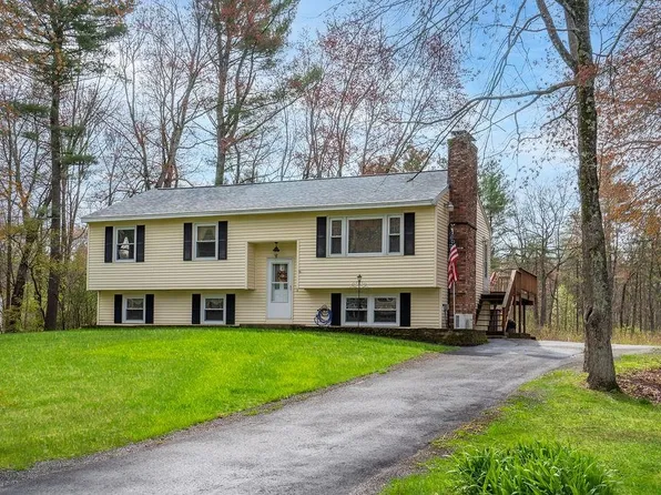 35 Nesenkeag Drive, Litchfield, NH 03052