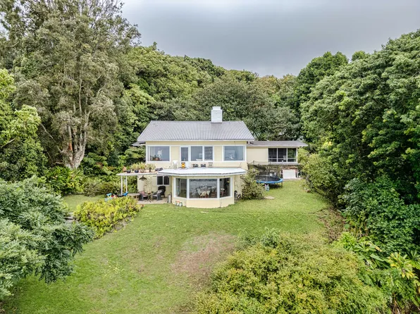 3665 Tantalus Dr, Honolulu, HI 96822