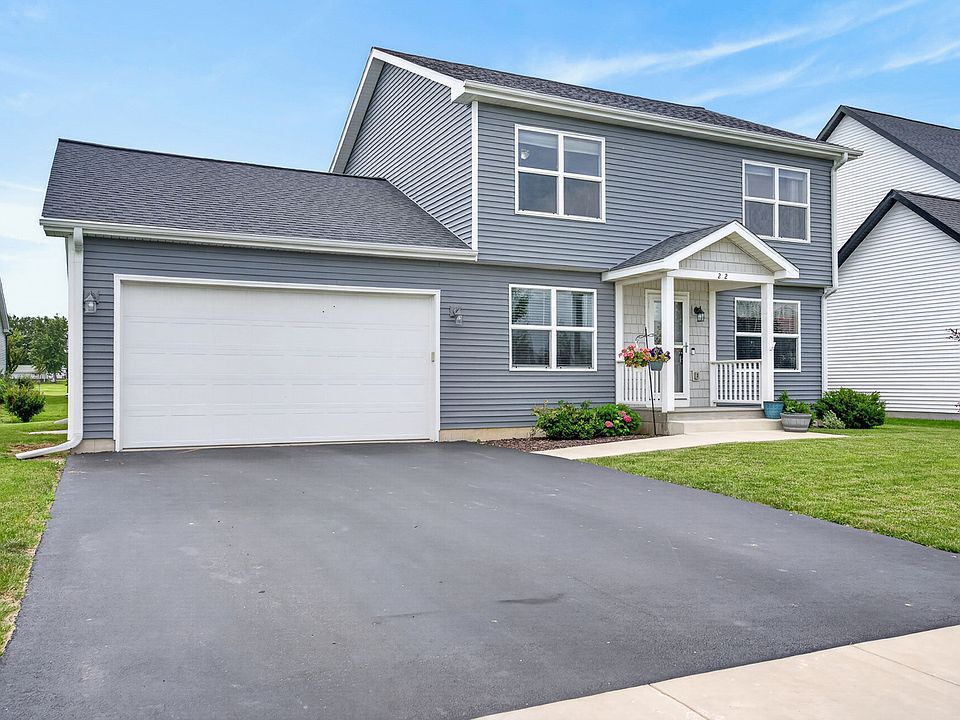 1st image of 22 W Bluebell Ave