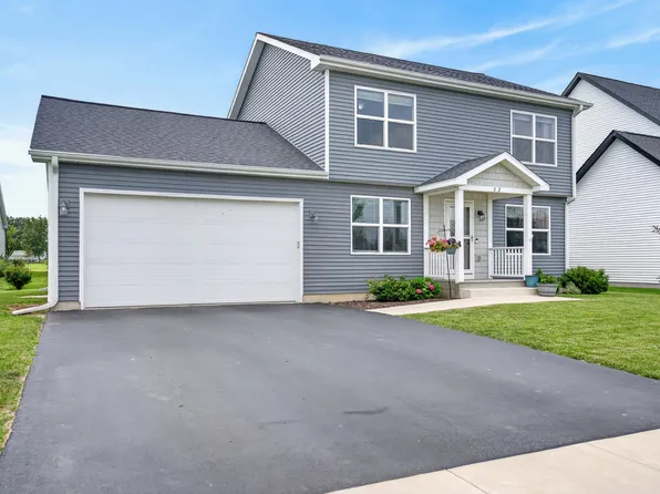 22 W Bluebell Ave, Cortland, IL 60112