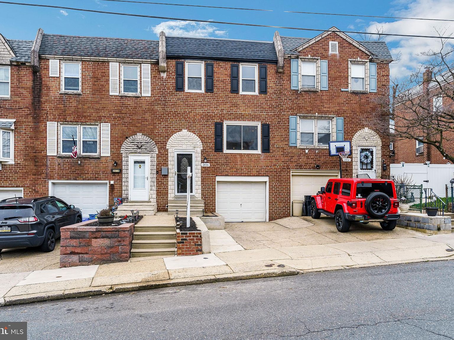 2816 Woodbridge Rd, Philadelphia, PA 19114 Zillow