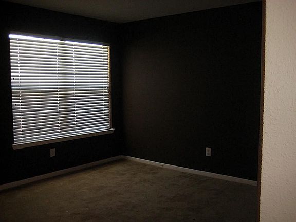 3rd image of 7802 American Holly Ct