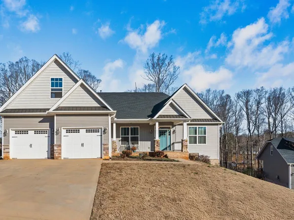 615 Forden Dr, Wellford, SC 29385