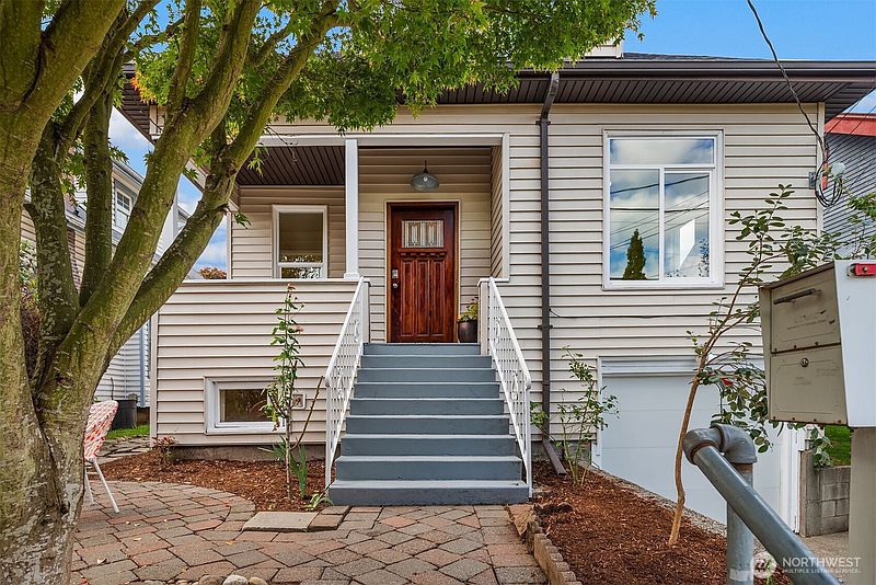 4th image of 181 26th Avenue