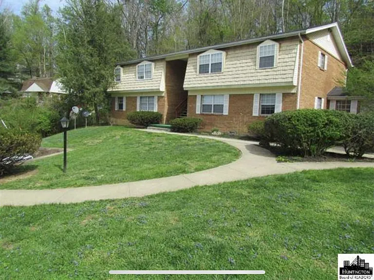1181 S Jefferson Dr #4 — Photo 1