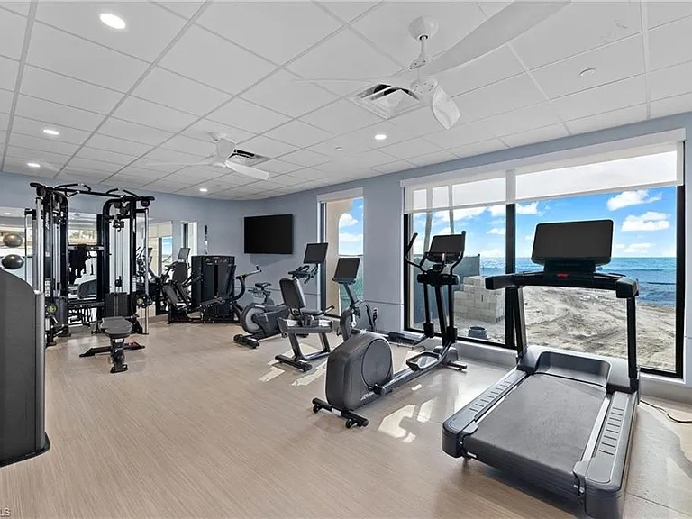 4001 Gulf Shore Blvd N #1106 — Photo 34