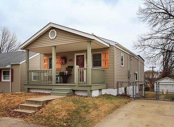 2nd image of 3355 Macklind Ave
