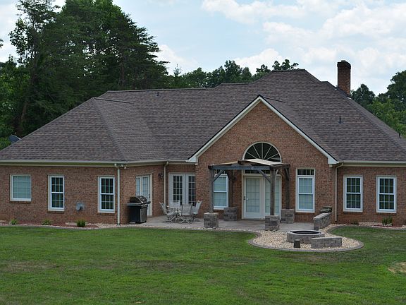 4th image of 126 Scotchtown Dr