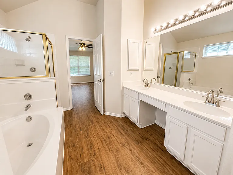 4320 Palmdale Dr — Photo 45