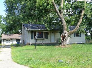 3281 E Hemphill Rd, Burton, MI 48529