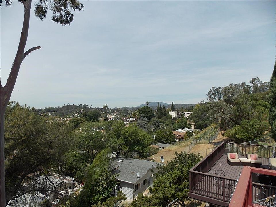 1st image of 523 Marie Ave