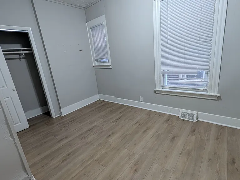 834 Congress Ave #1 — Photo 7