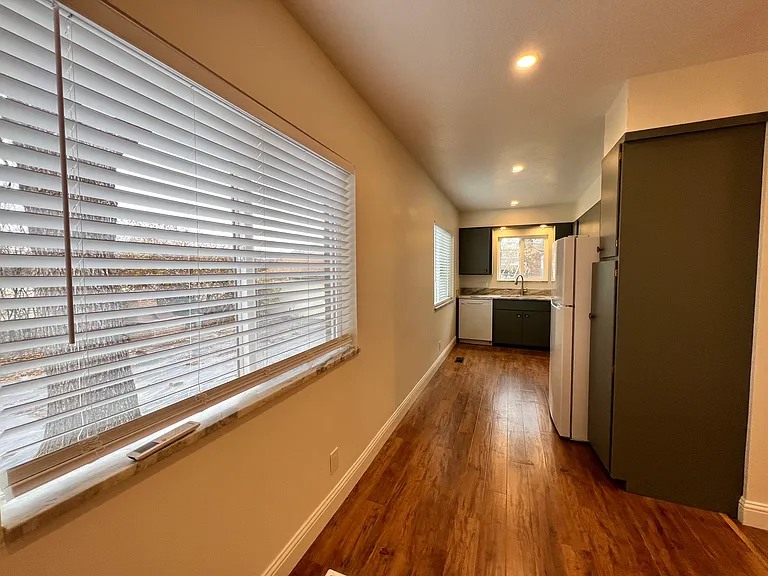 1405 E Parkway Ave #B — Photo 8
