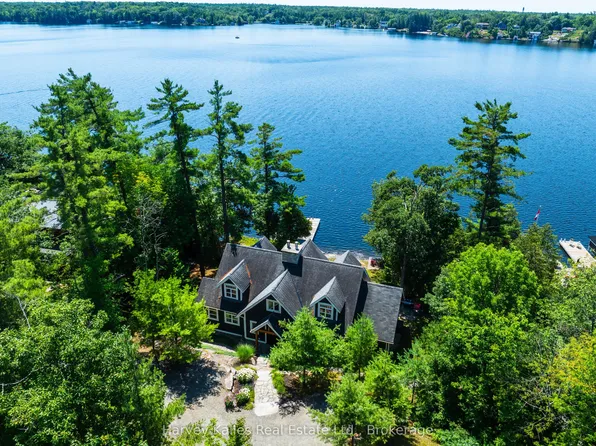 1190 Parkers Point Rd, Gravenhurst, ON P1P 1R2
