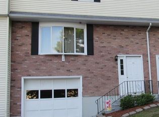 35 Plantation Rd #35, Oxford, MA 01540