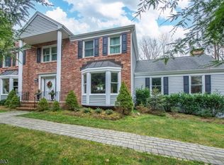 61 Longview Ave, Randolph, NJ 07869