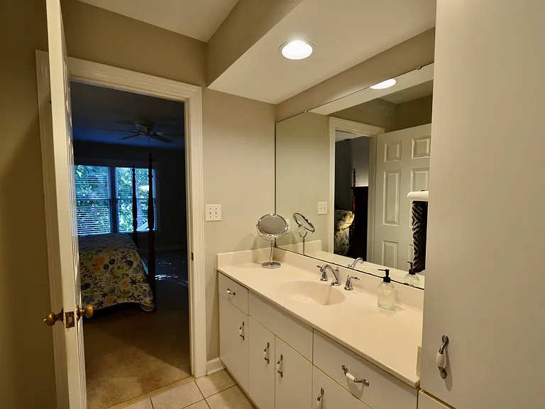 531 Weathersfield — Photo 16