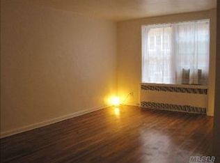 10420 68th Dr APT A25, Flushing, NY 11375