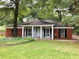 8680 Whittington Dr, Mobile, AL 36695