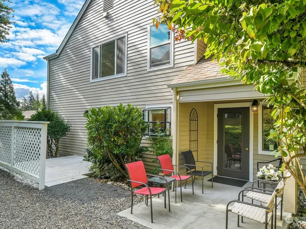 4152 Providence Point Drive SE #107, Issaquah, WA 98029
