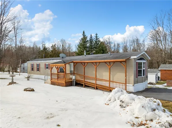 114 Sandy Hill Rd, Cold Brook, NY 13324