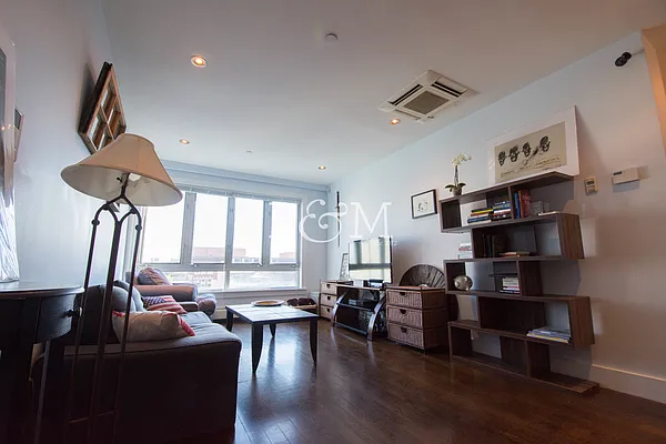 Rented by Brick&Mortar | media 11