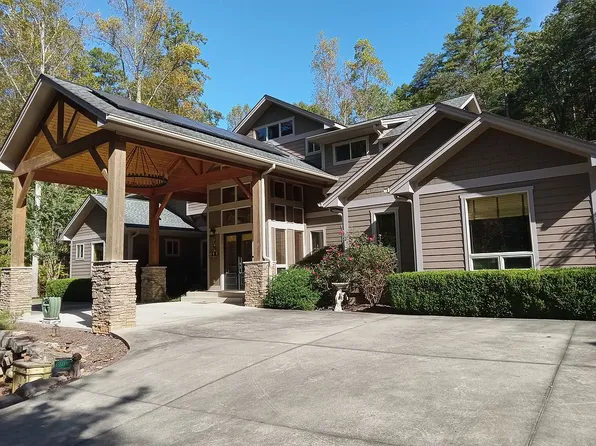 190 Still Rd, Clarkesville, GA 30523