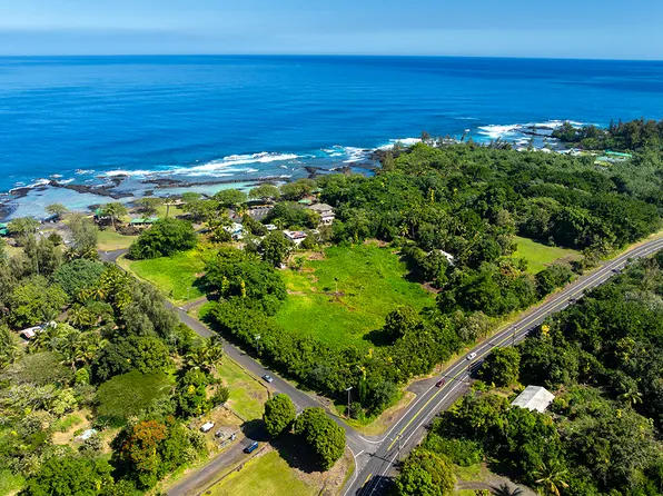 Kalanianaole Ave Lot D, Hilo, HI 96720