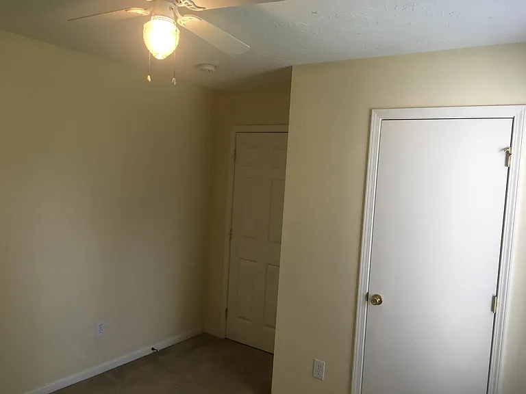 Harrogate Ct — Photo 23