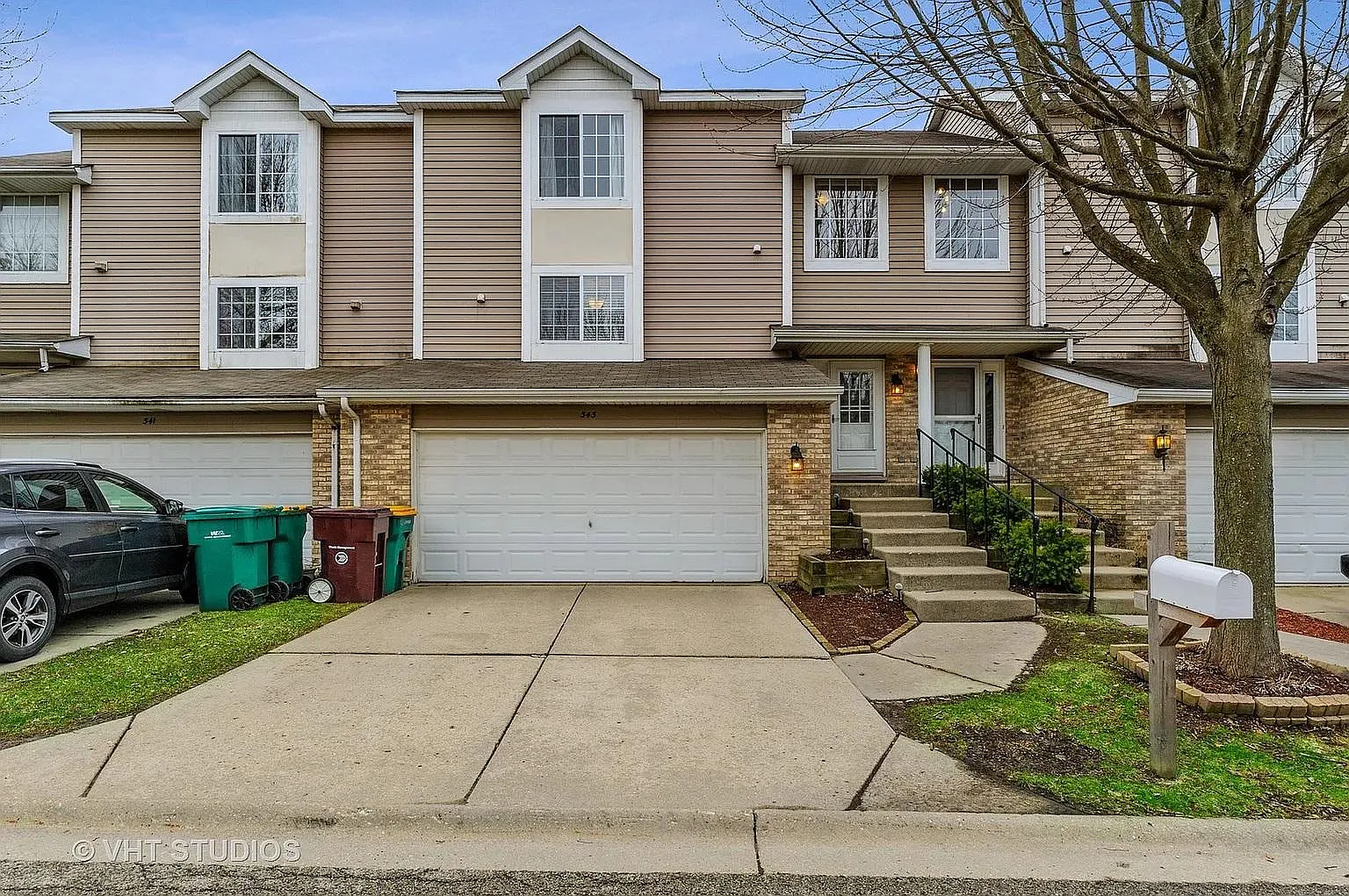 3 bed, 2.5 bath, 1524 sqft, $2,695 — Photo 1