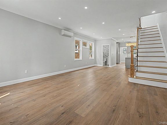 3rd image of 9431 239th Street