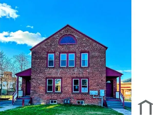 53 Bay St, Springfield, MA 01109