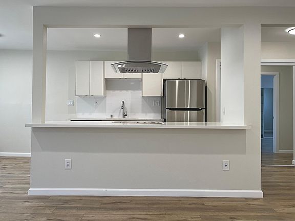 2nd image of 11520 Wyoming Ave #7
