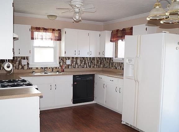 4th image of 716 N St