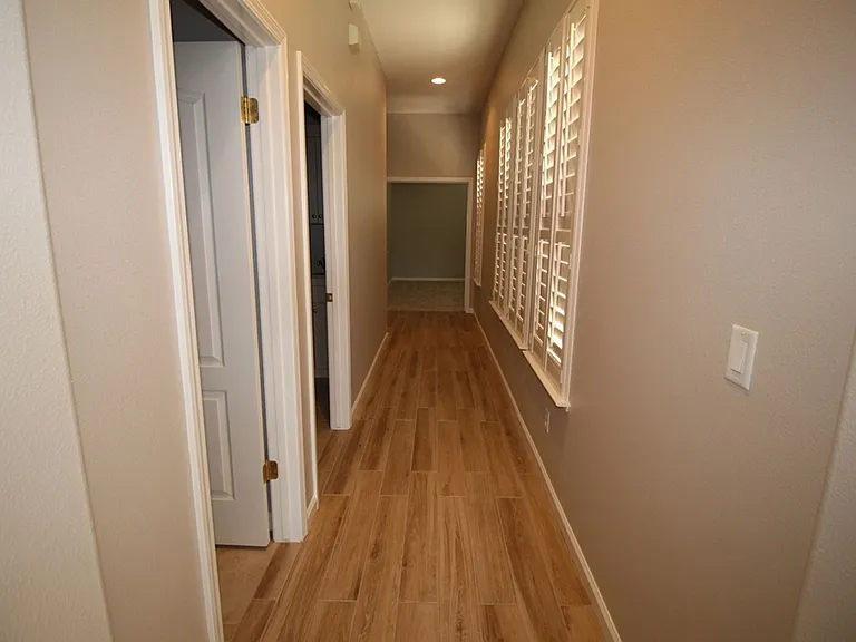 795 Heritage Ave — Photo 9