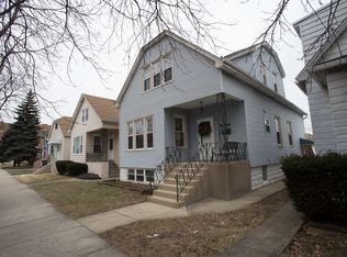 5936 W Giddings St #1, Chicago, IL 60630