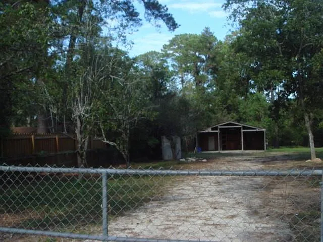 4018 E Mossy Oaks Rd — Photo 17