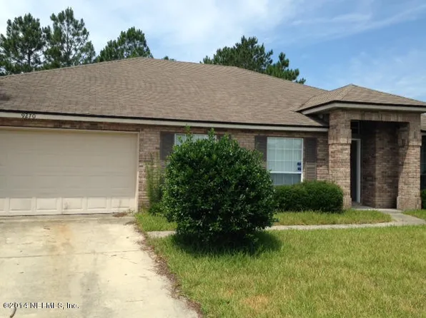 9270 Hawks Point Dr, Jacksonville, FL 32222