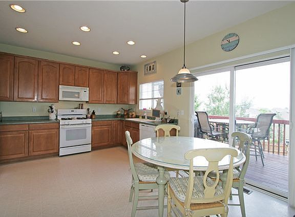 Kitchen with Eating Area