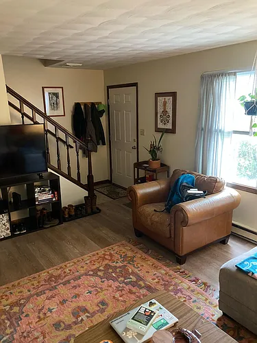 916-2 Southgate Dr #2 Photo 1