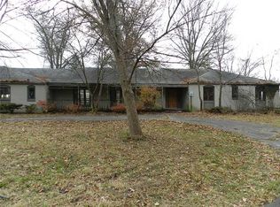 8425 Crown Point Rd, Indianapolis, IN 46278