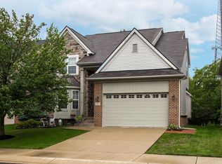 27617 Belgrave Pl, Novi, MI 48374