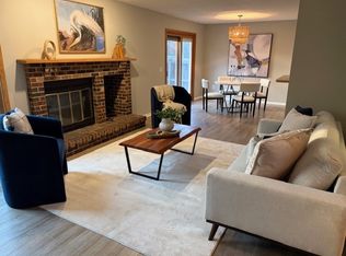 756 Knolls Ct, West Des Moines, IA 50265