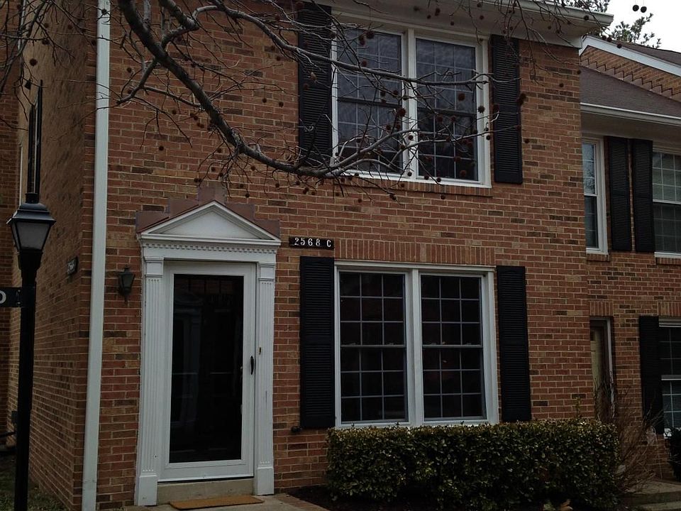 1st image of 2568C S Arlington Mill Dr #3